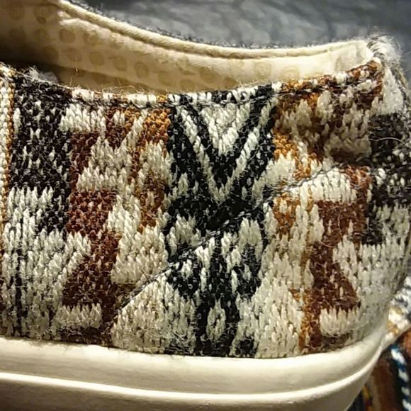 Phuyupata fashion skater shoe sneaker like new - Picture 12 of 13